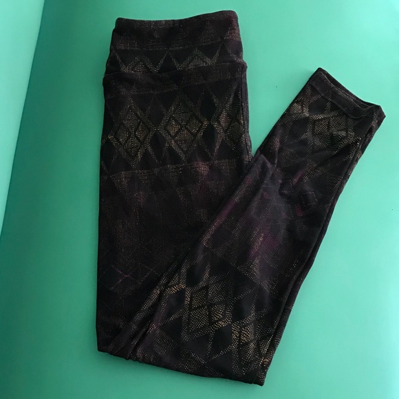 Lularoe Unicorn Leggings. One size. Aztec print. - Picture 5 of 7